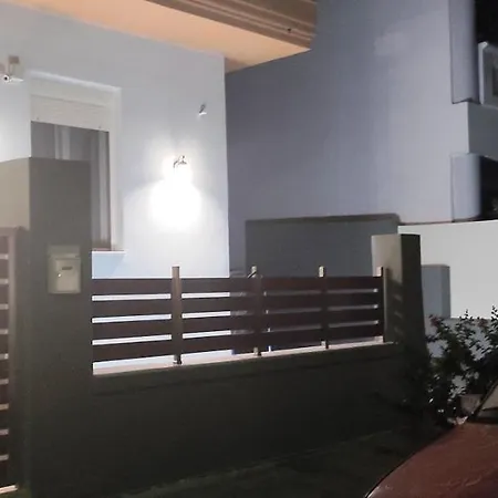 Daire Blue Eyes Hanya